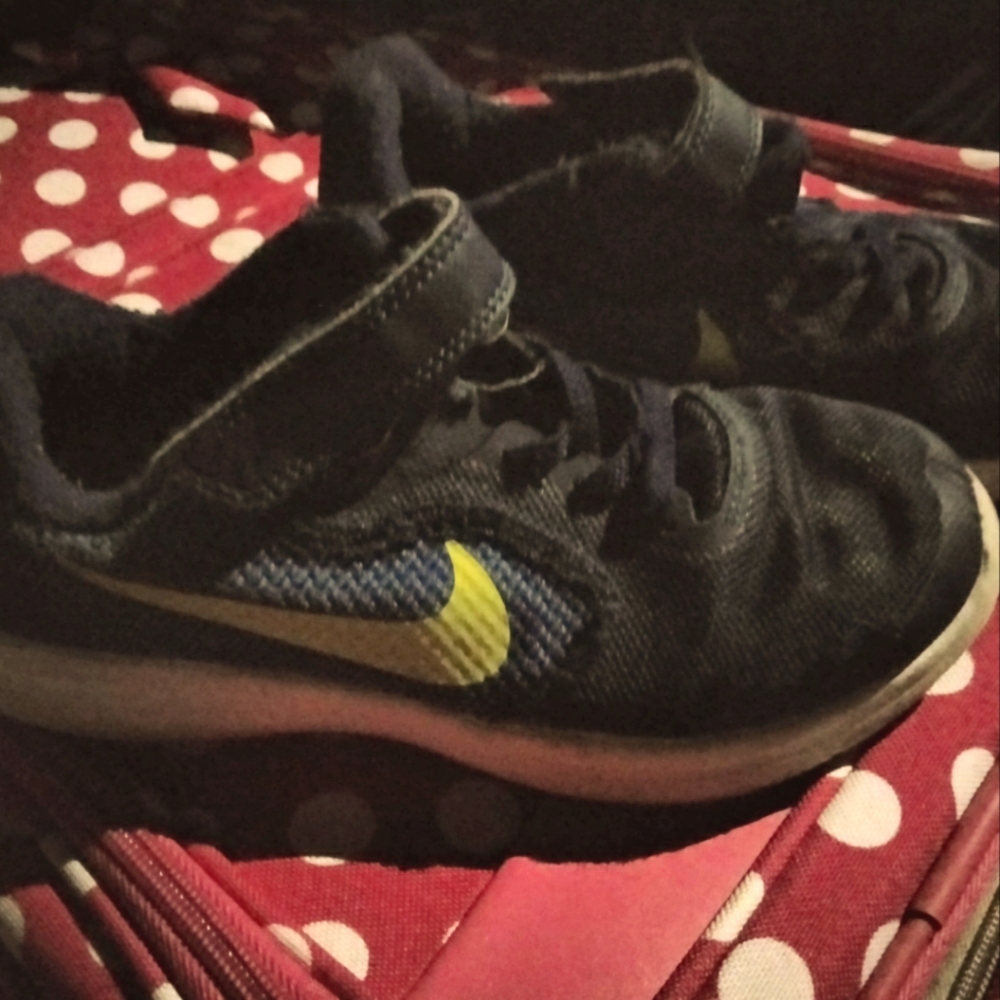 Nike boys sneakers